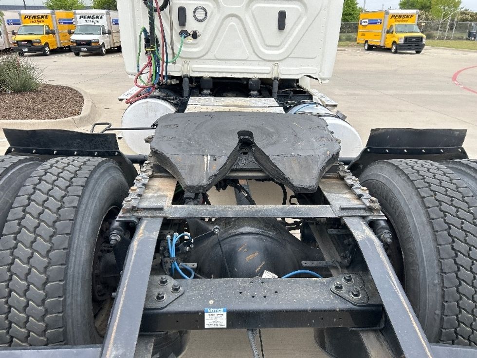 Day Cab Tractor-Heavy Duty Tractors-Freightliner-2020-T12642ST-Fort Worth-TX-287,225\n\t\tmiles-$ 48,250 - Image 6