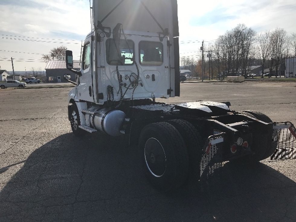 Day Cab Tractor-Heavy Duty Tractors-Freightliner-2020-T12642ST-Fredonia-NY-641,505\n\t\tmiles-$ 25,500 - Image 5