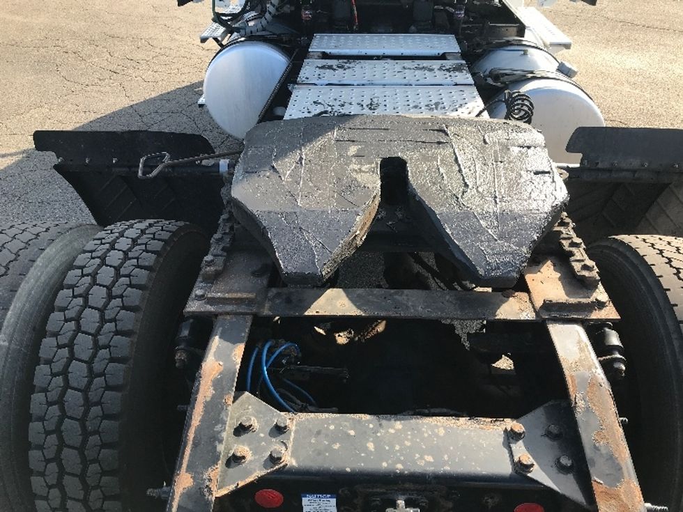 Day Cab Tractor-Heavy Duty Tractors-Freightliner-2020-T12642ST-Fredonia-NY-641,505\n\t\tmiles-$ 25,500 - Image 6