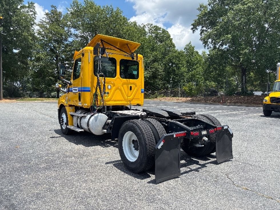 Day Cab Tractor-Heavy Duty Tractors-Freightliner-2020-T12642ST-Gainesville-GA-251,596\n\t\tmiles-$ 46,750 - Image 5