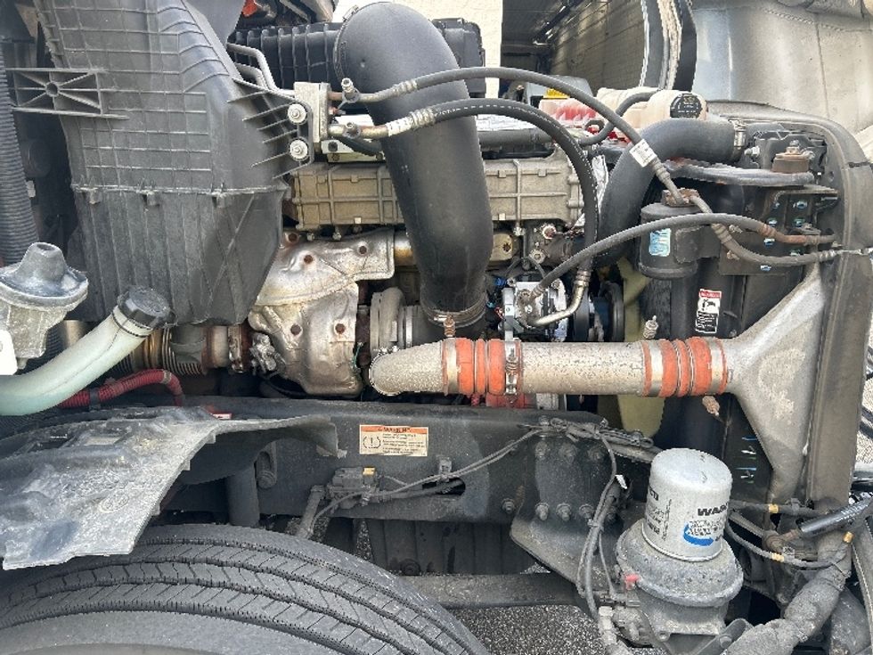 Day Cab Tractor-Heavy Duty Tractors-Freightliner-2020-T12642ST-Greensboro-NC-637,599\n\t\tmiles-$ 20,500 - Image 14