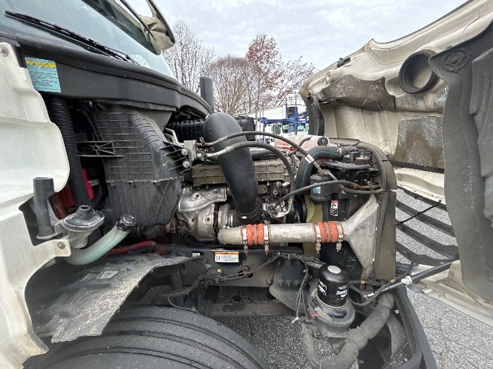 Day Cab Tractor-Heavy Duty Tractors-Freightliner-2020-T12642ST-Greensboro-NC-649,281\n\t\tmiles-$ 25,500 - Image 15