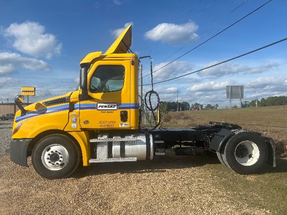 Day Cab Tractor-Heavy Duty Tractors-Freightliner-2020-T12642ST-Gulfport-MS-272,648\n\t\tmiles-$ 44,750 - Image 4