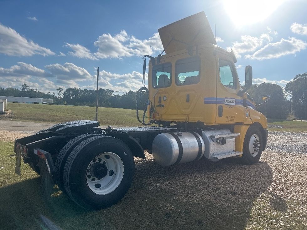 Day Cab Tractor-Heavy Duty Tractors-Freightliner-2020-T12642ST-Gulfport-MS-272,648\n\t\tmiles-$ 44,750 - Image 7