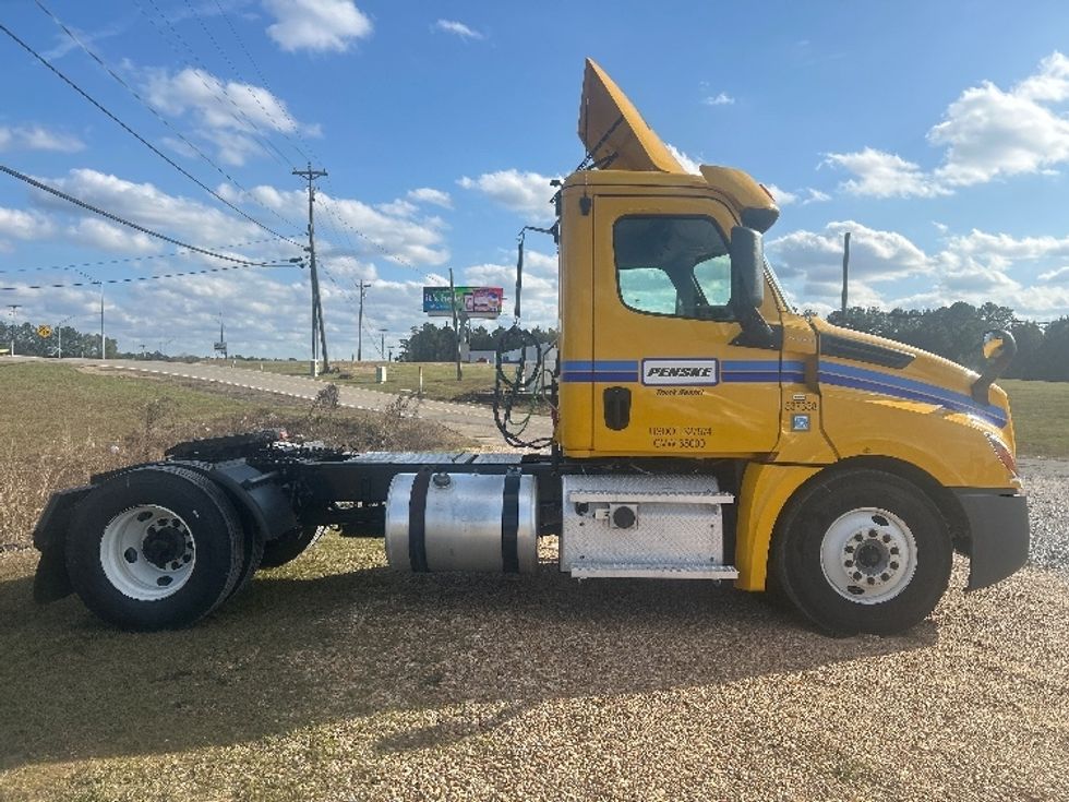 Day Cab Tractor-Heavy Duty Tractors-Freightliner-2020-T12642ST-Gulfport-MS-272,648\n\t\tmiles-$ 44,750 - Image 8