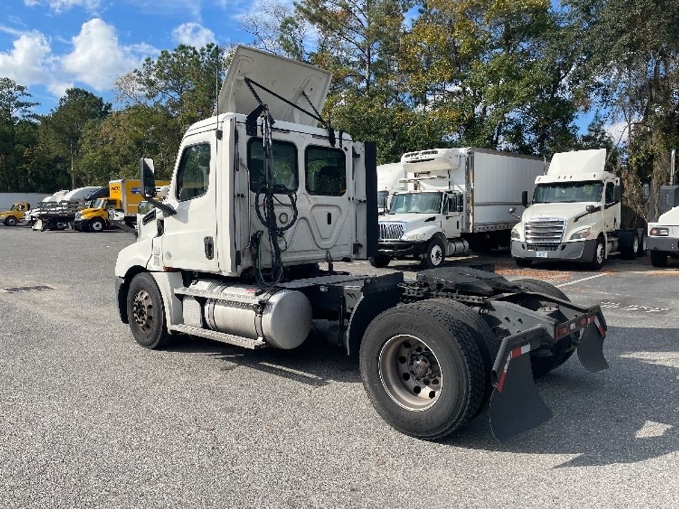 Day Cab Tractor-Heavy Duty Tractors-Freightliner-2020-T12642ST-Jacksonville-FL-533,773\n\t\tmiles-$ 33,250 - Image 5