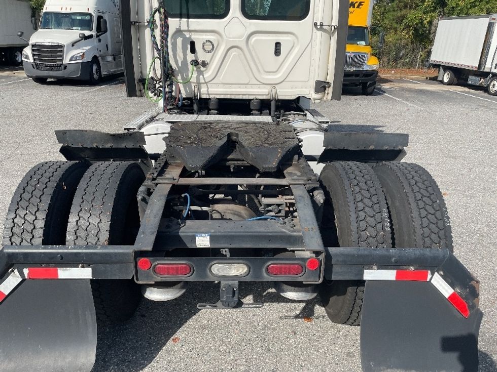 Day Cab Tractor-Heavy Duty Tractors-Freightliner-2020-T12642ST-Jacksonville-FL-586,036\n\t\tmiles-$ 29,000 - Image 6