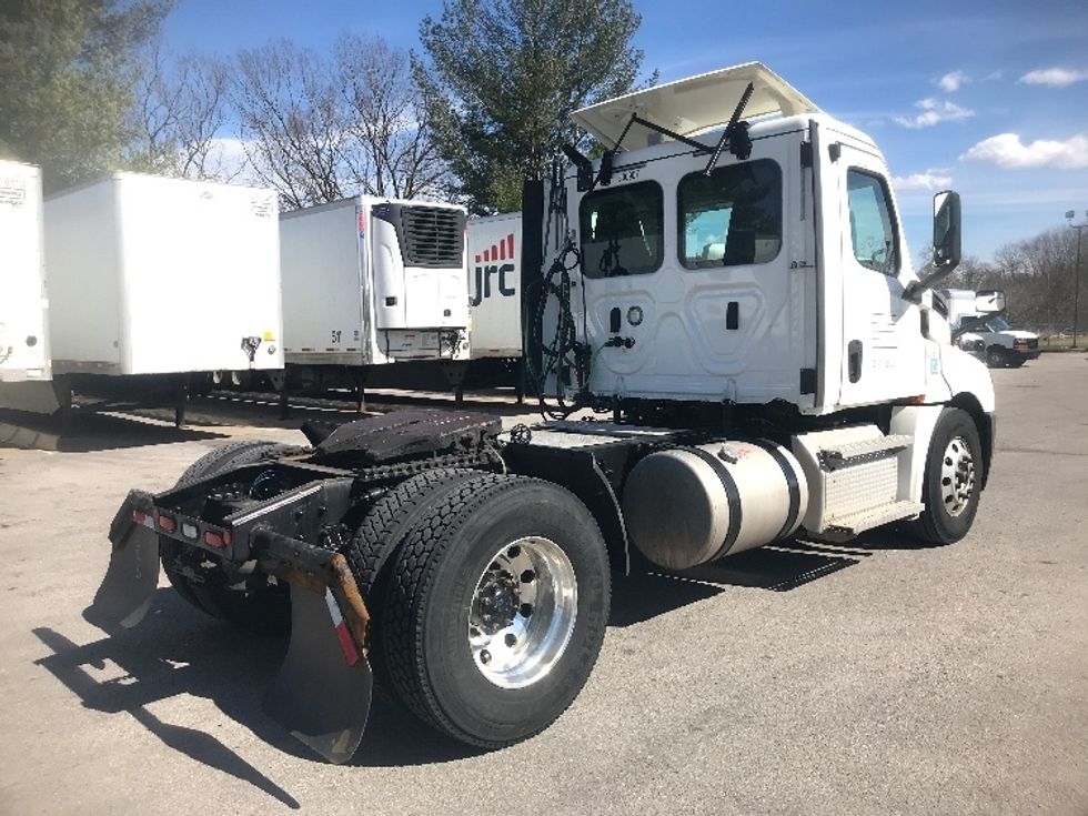 Day Cab Tractor-Heavy Duty Tractors-Freightliner-2020-T12642ST-Lexington-KY-360,761\n\t\tmiles-$ 42,000 - Image 7