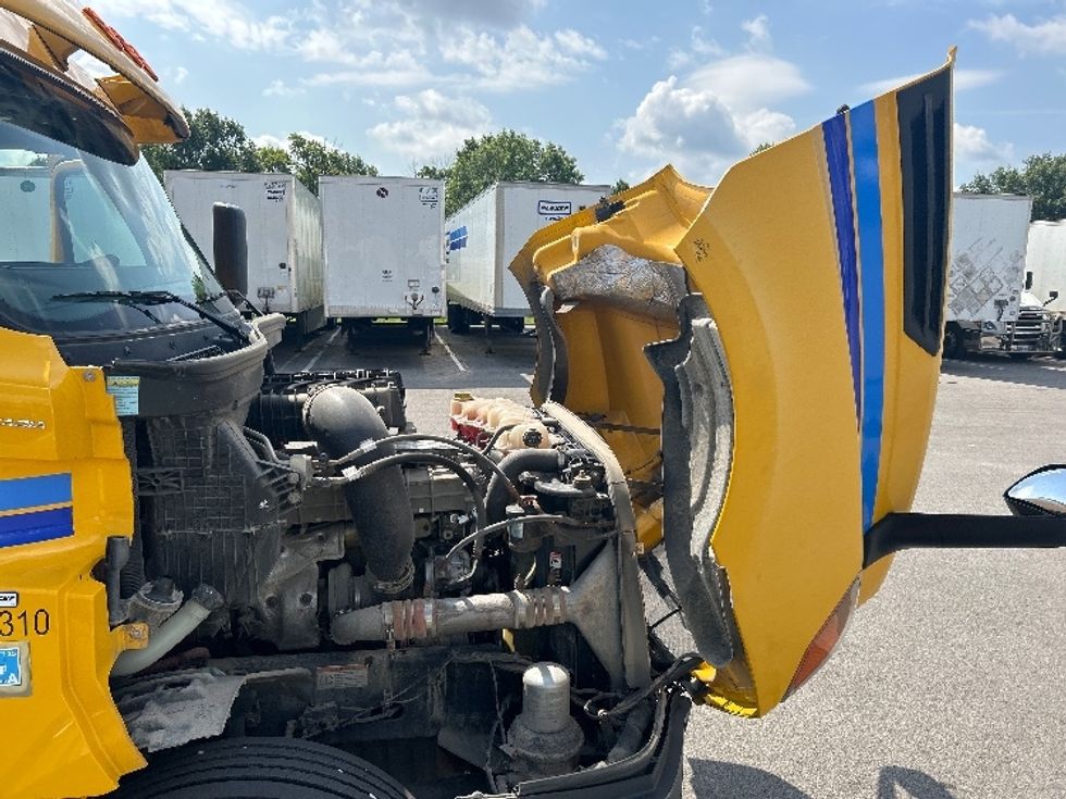 Day Cab Tractor-Heavy Duty Tractors-Freightliner-2020-T12642ST-Louisville-KY-266,866\n\t\tmiles-$ 41,500 - Image 15