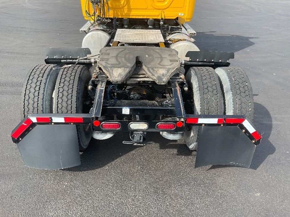 Day Cab Tractor-Heavy Duty Tractors-Freightliner-2020-T12642ST-Madison-AL-186,675\n\t\tmiles-$ 55,750 - Image 6