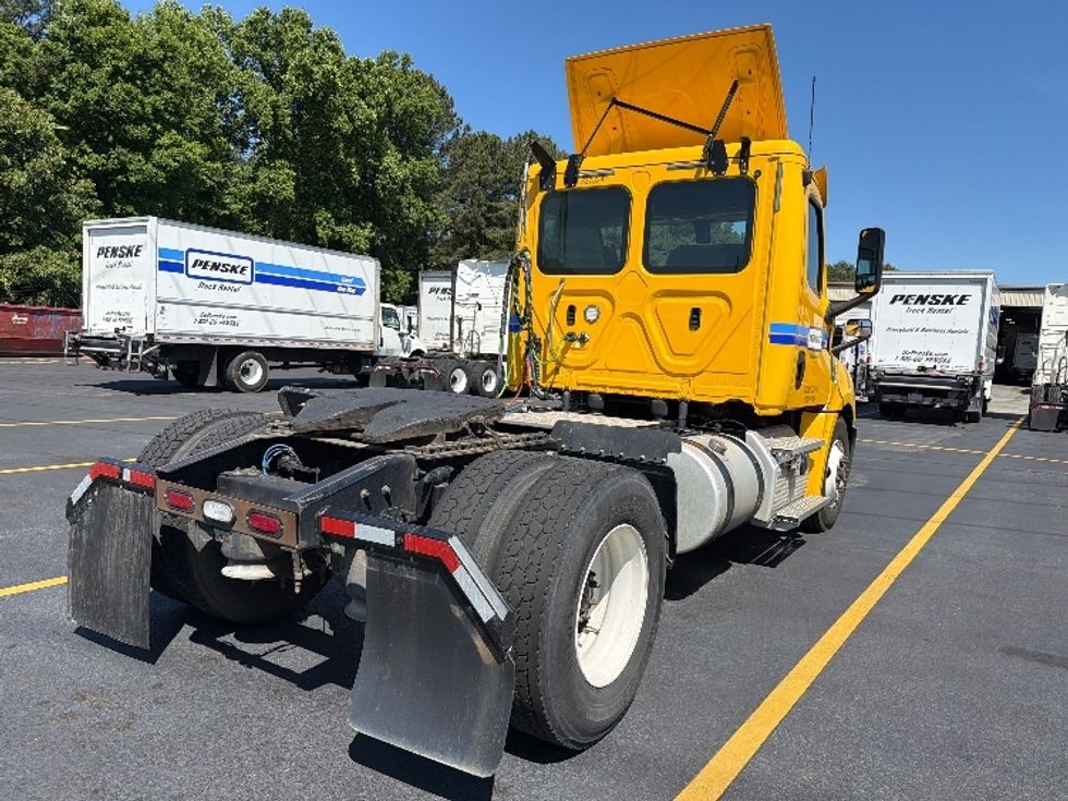 Day Cab Tractor-Heavy Duty Tractors-Freightliner-2020-T12642ST-Mebane-NC-180,457\n\t\tmiles-$ 49,750 - Image 7