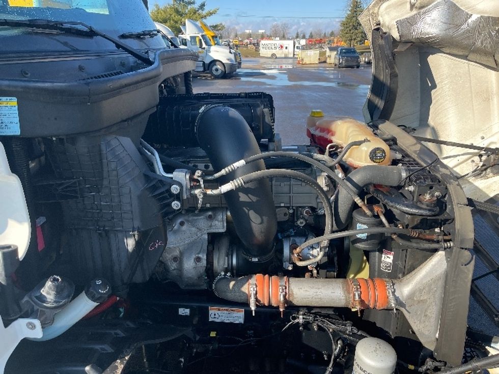 Day Cab Tractor-Heavy Duty Tractors-Freightliner-2020-T12642ST-Middlefield-OH-559,775\n\t\tmiles-$ 25,250 - Image 15