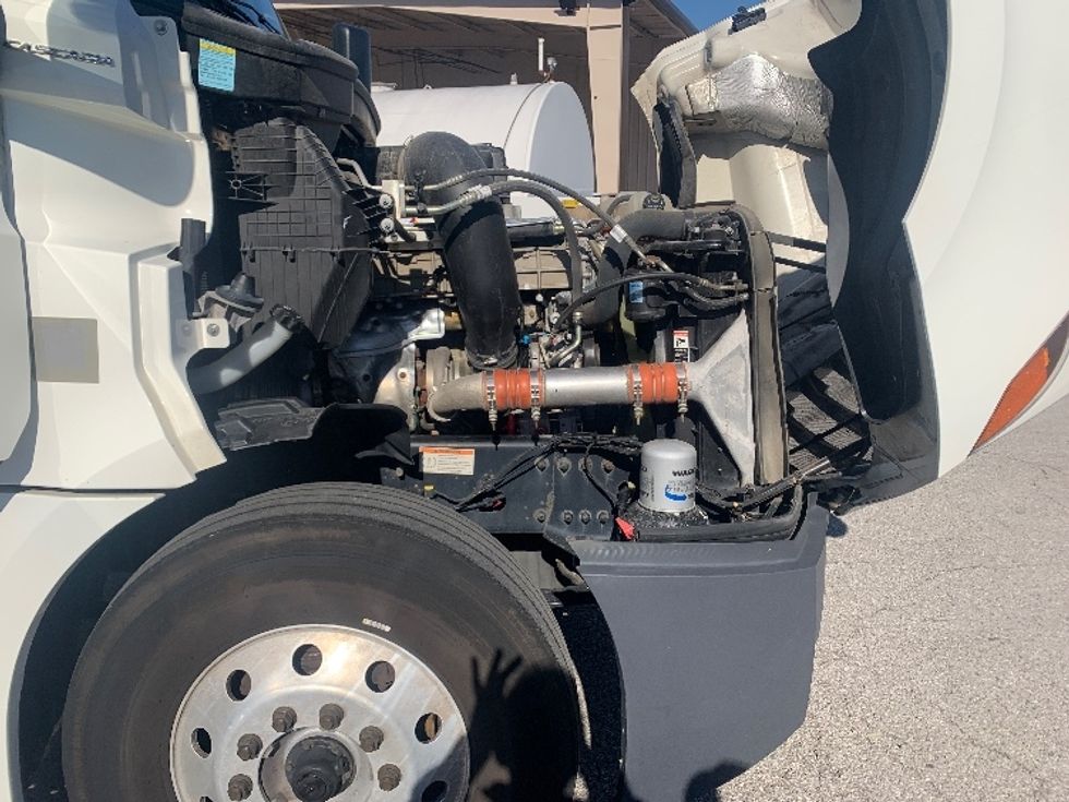 Day Cab Tractor-Heavy Duty Tractors-Freightliner-2020-T12642ST-Nashville (Mount Juliet)-TN-417,281\n\t\tmiles-$ 41,500 - Image 15