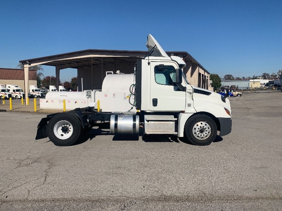 Day Cab Tractor-Heavy Duty Tractors-Freightliner-2020-T12642ST-Nashville (Mount Juliet)-TN-417,281\n\t\tmiles-$ 41,500 - Image 8