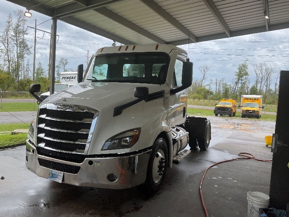 Day Cab Tractor-Heavy Duty Tractors-Freightliner-2020-T12642ST-Panama City-FL-137,515\n\t\tmiles-$ 58,750 - Image 1