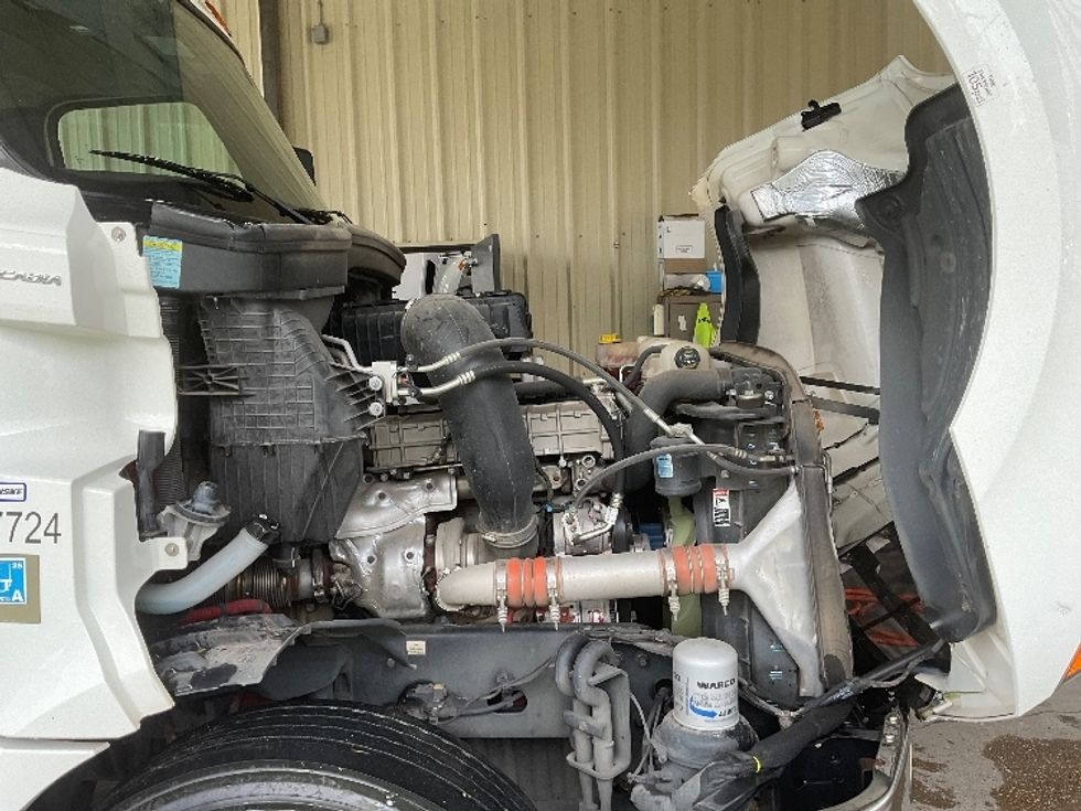 Day Cab Tractor-Heavy Duty Tractors-Freightliner-2020-T12642ST-Panama City-FL-137,515\n\t\tmiles-$ 58,750 - Image 15