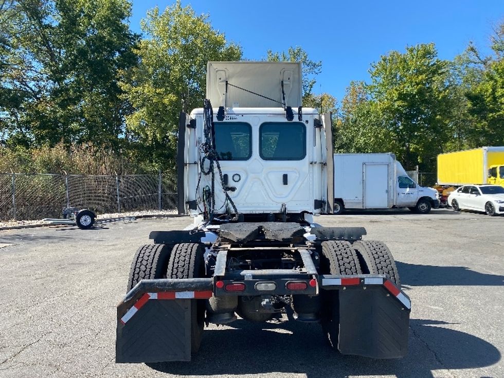 Day Cab Tractor-Heavy Duty Tractors-Freightliner-2020-T12642ST-Parsippany-NJ-316,209\n\t\tmiles-$ 41,500 - Image 6