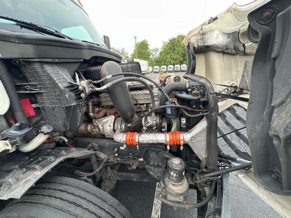 Day Cab Tractor-Heavy Duty Tractors-Freightliner-2020-T12642ST-Parsippany-NJ-516,533\n\t\tmiles-$ 30,250 - Image 16