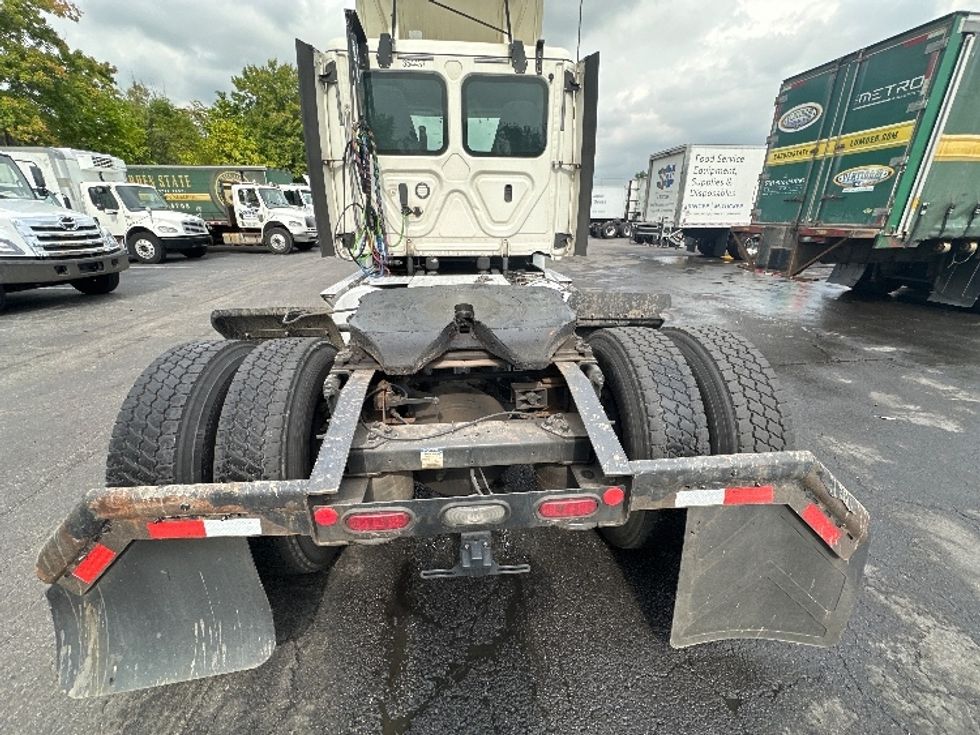 Day Cab Tractor-Heavy Duty Tractors-Freightliner-2020-T12642ST-Parsippany-NJ-517,231\n\t\tmiles-$ 30,250 - Image 6