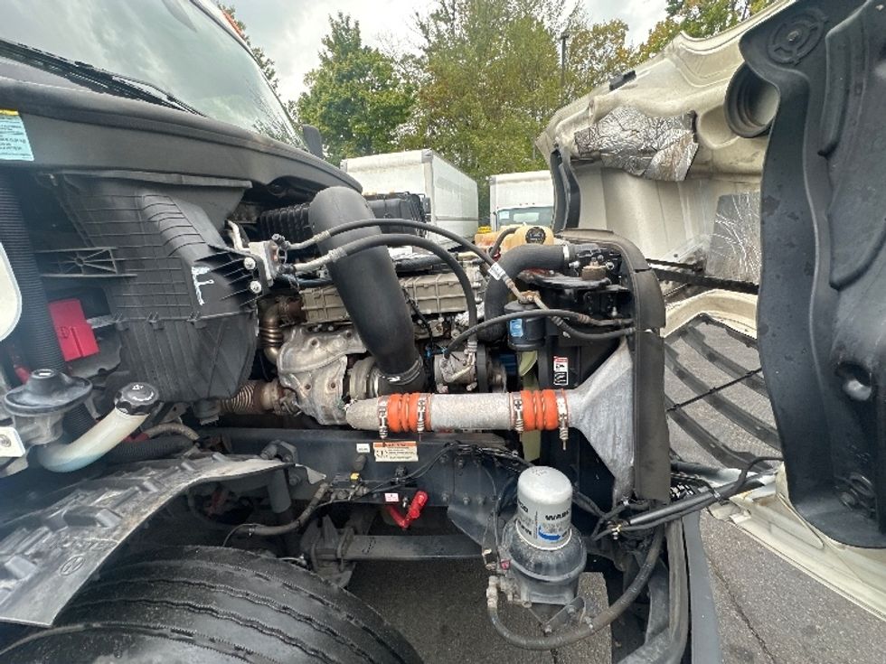 Day Cab Tractor-Heavy Duty Tractors-Freightliner-2020-T12642ST-Parsippany-NJ-537,415\n\t\tmiles-$ 28,750 - Image 15