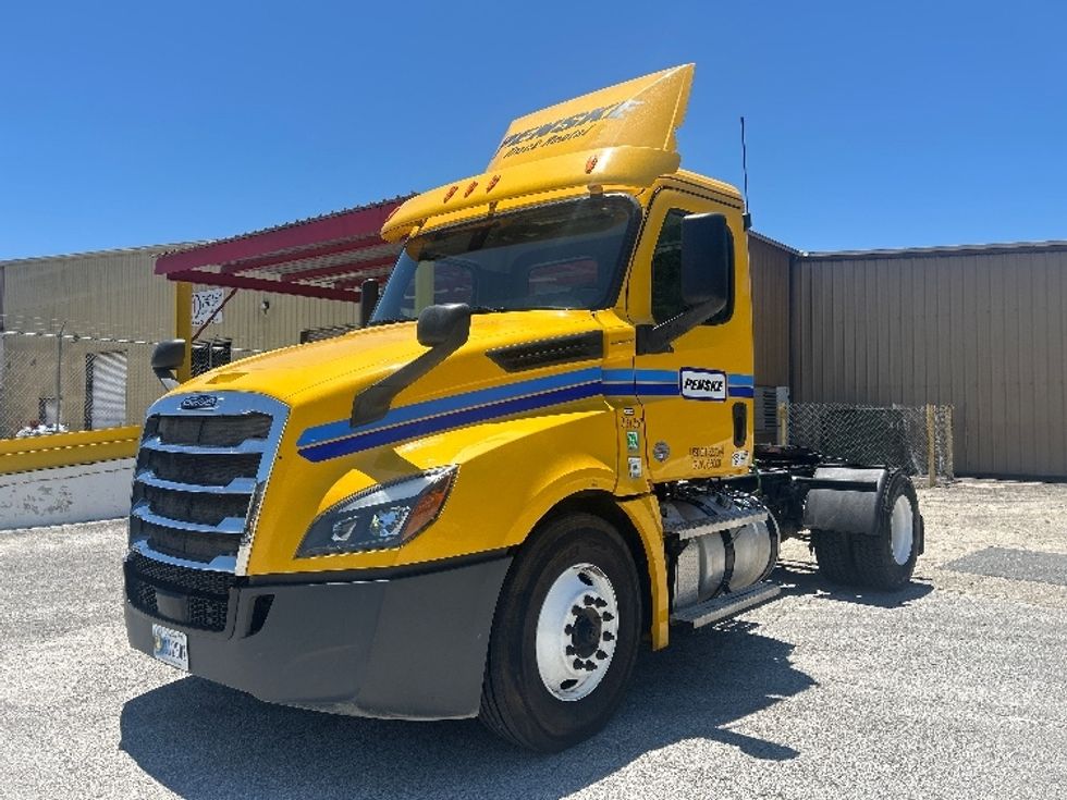Day Cab Tractor-Heavy Duty Tractors-Freightliner-2020-T12642ST-Pensacola-FL-158,843\n\t\tmiles-$ 48,000 - Image 3