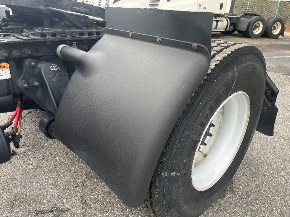 Day Cab Tractor-Heavy Duty Tractors-Freightliner-2020-T12642ST-Pensacola-FL-352,429\n\t\tmiles-$ 44,750 - Image 17