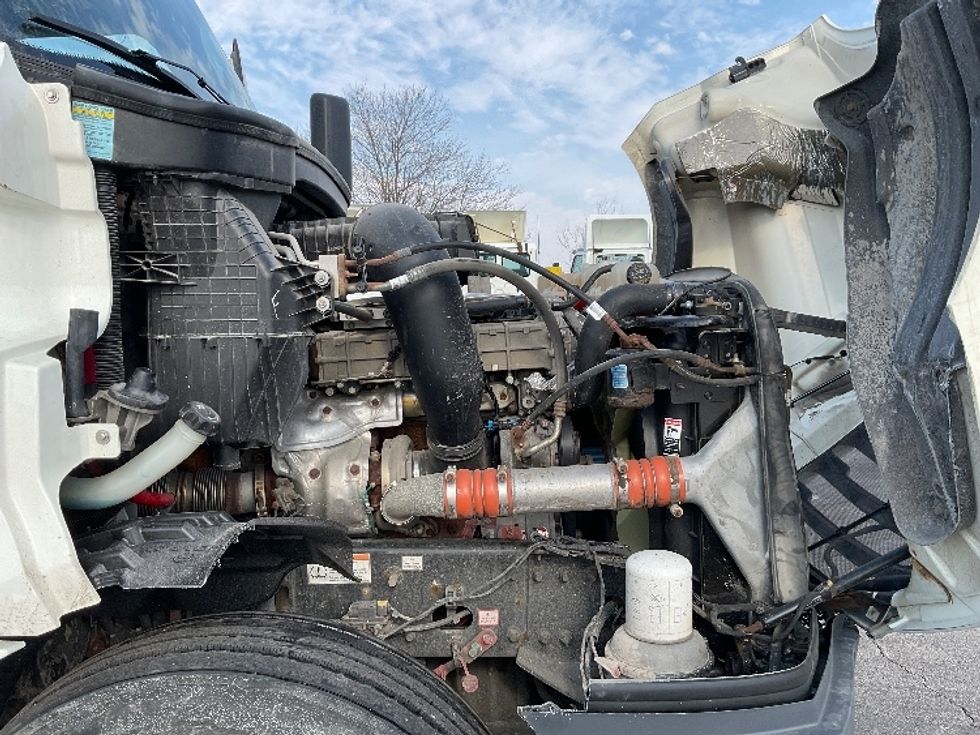 Day Cab Tractor-Heavy Duty Tractors-Freightliner-2020-T12642ST-Perrysburg-OH-502,131\n\t\tmiles-$ 31,000 - Image 15