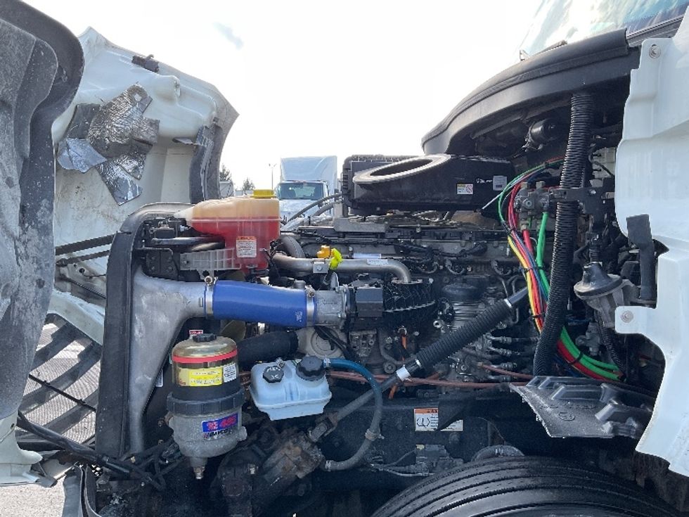 Day Cab Tractor-Heavy Duty Tractors-Freightliner-2020-T12642ST-Perrysburg-OH-502,131\n\t\tmiles-$ 31,000 - Image 16