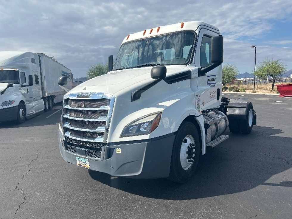 Day Cab Tractor-Heavy Duty Tractors-Freightliner-2020-T12642ST-Phoenix-AZ-159,002\n\t\tmiles-$ 55,500 - Image 3