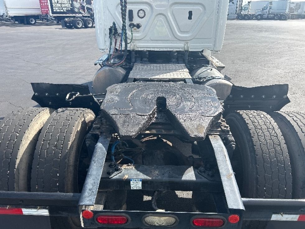 Day Cab Tractor-Heavy Duty Tractors-Freightliner-2020-T12642ST-Phoenix-AZ-159,002\n\t\tmiles-$ 55,500 - Image 6