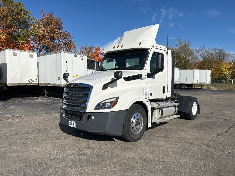 Day Cab Tractor-Heavy Duty Tractors-Freightliner-2020-T12642ST-Piqua-OH-224,993\n\t\tmiles-$ 44,500 - Image 3
