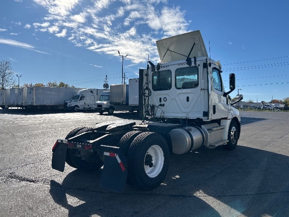 Day Cab Tractor-Heavy Duty Tractors-Freightliner-2020-T12642ST-Piqua-OH-224,993\n\t\tmiles-$ 44,500 - Image 7