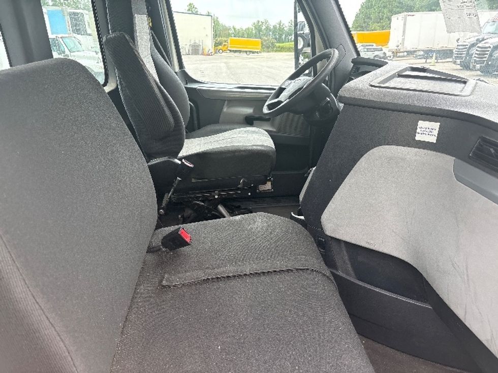 Day Cab Tractor-Heavy Duty Tractors-Freightliner-2020-T12642ST-Prince George-VA-512,266\n\t\tmiles-$ 37,000 - Image 12