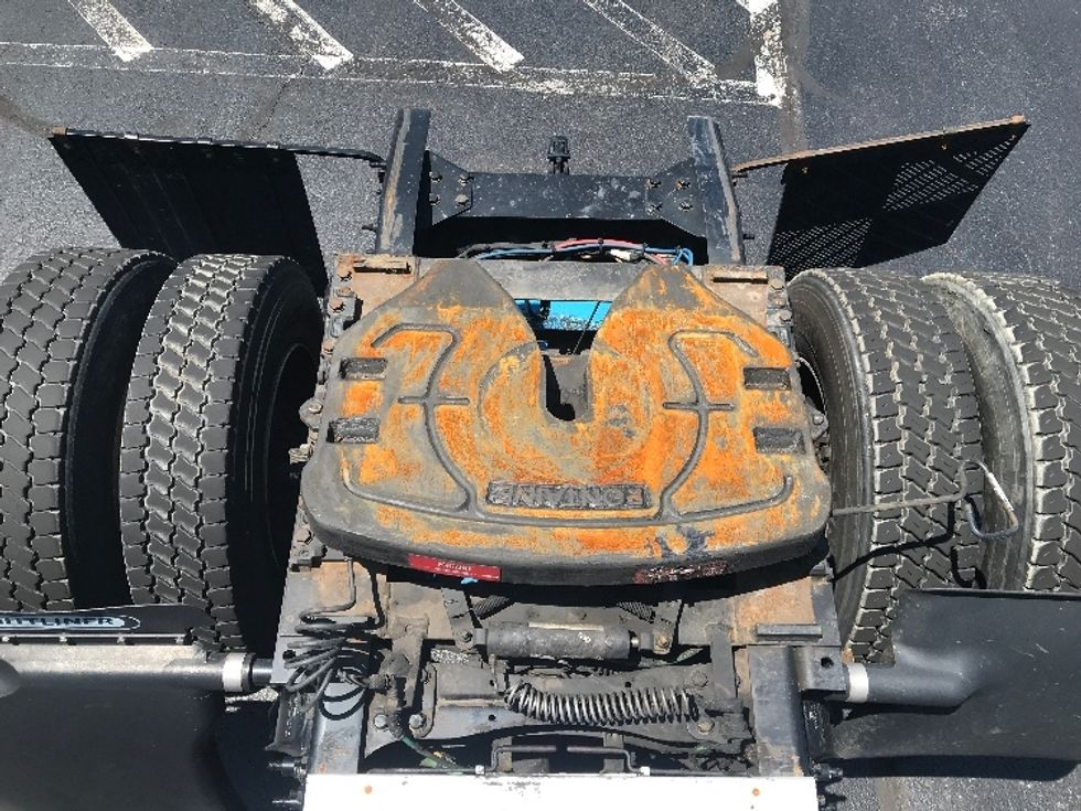 Day Cab Tractor-Heavy Duty Tractors-Freightliner-2020-T12642ST-Reading-PA-519,876\n\t\tmiles-$ 26,000 - Image 4