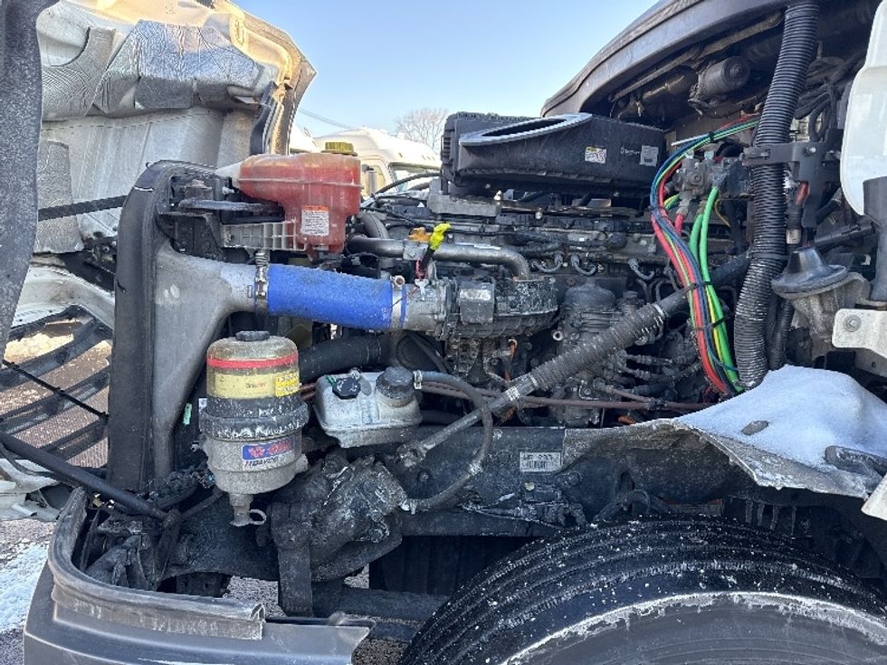 Day Cab Tractor-Heavy Duty Tractors-Freightliner-2020-T12642ST-South Plainfield-NJ-539,438\n\t\tmiles-$ 27,750 - Image 16