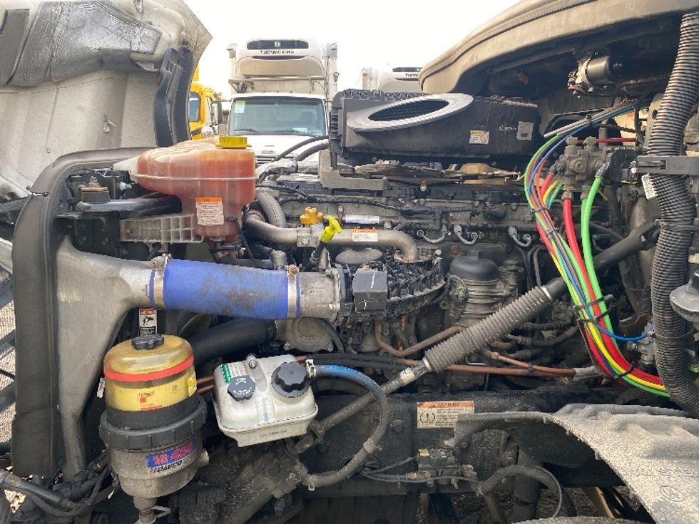 Day Cab Tractor-Heavy Duty Tractors-Freightliner-2020-T12642ST-South Plainfield-NJ-541,907\n\t\tmiles-$ 28,500 - Image 16