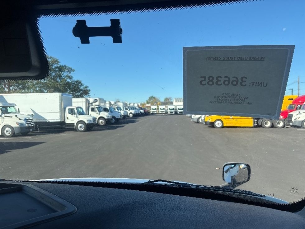 Day Cab Tractor-Heavy Duty Tractors-Freightliner-2020-T12642ST-South Plainfield-NJ-542,572\n\t\tmiles-$ 28,500 - Image 13