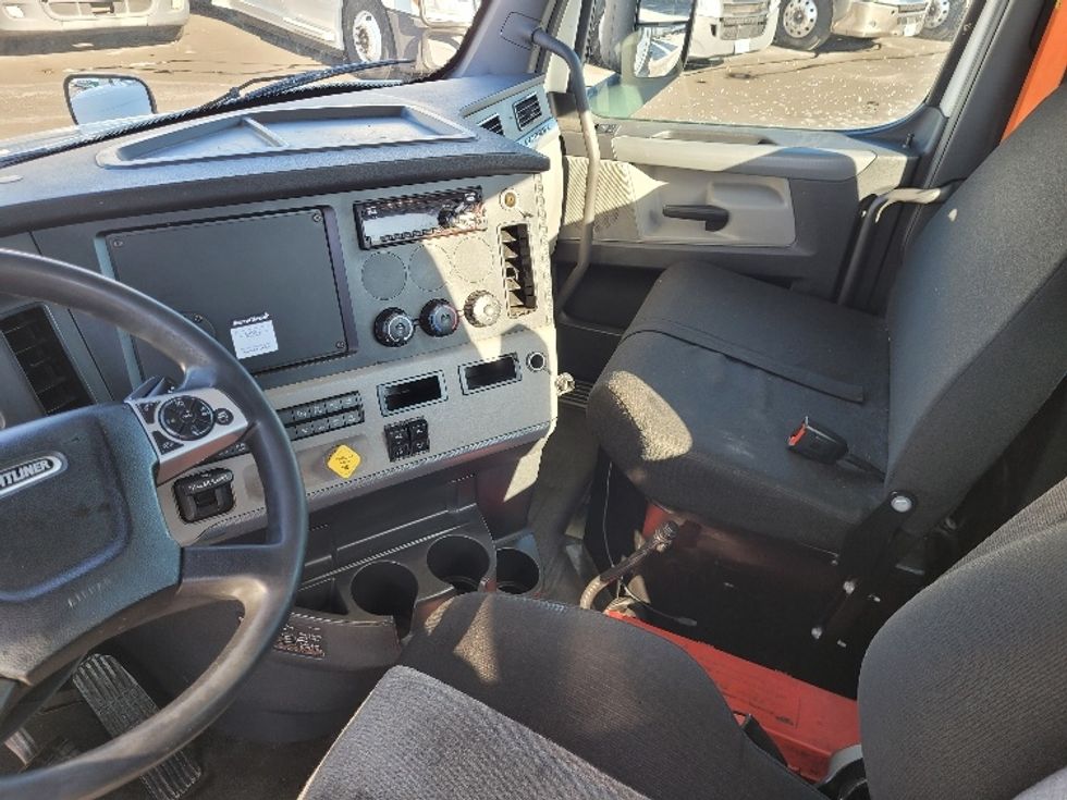 Day Cab Tractor-Heavy Duty Tractors-Freightliner-2020-T12642ST-South Plainfield-NJ-549,792\n\t\tmiles-$ 27,750 - Image 10