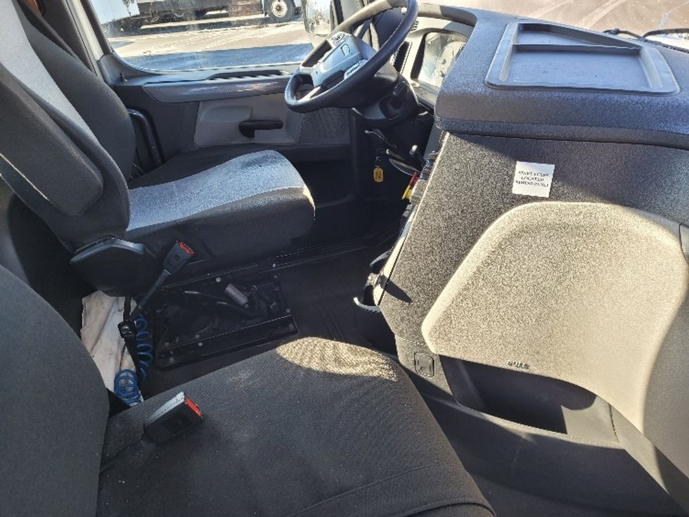 Day Cab Tractor-Heavy Duty Tractors-Freightliner-2020-T12642ST-South Plainfield-NJ-549,792\n\t\tmiles-$ 27,750 - Image 14