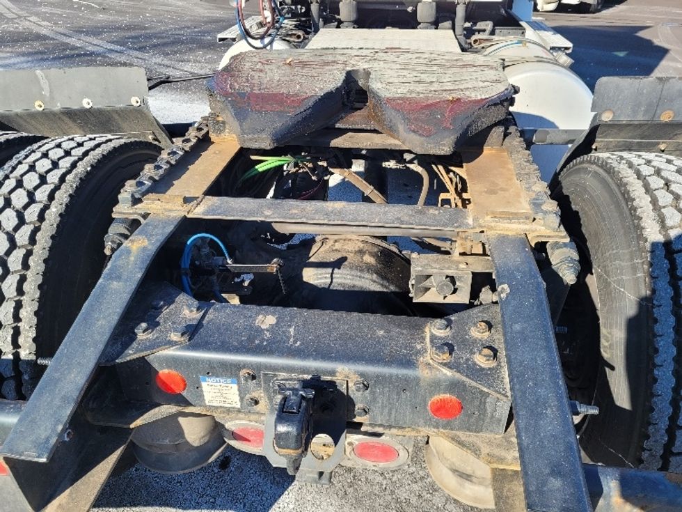 Day Cab Tractor-Heavy Duty Tractors-Freightliner-2020-T12642ST-South Plainfield-NJ-549,792\n\t\tmiles-$ 27,750 - Image 6