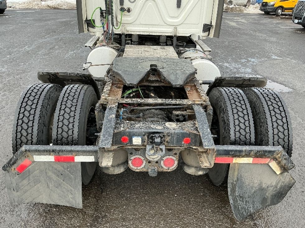 Day Cab Tractor-Heavy Duty Tractors-Freightliner-2020-T12642ST-South Plainfield-NJ-550,910\n\t\tmiles-$ 26,750 - Image 6