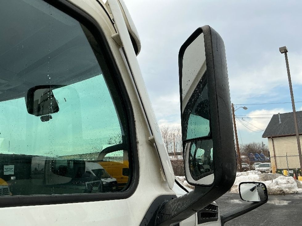 Day Cab Tractor-Heavy Duty Tractors-Freightliner-2020-T12642ST-South Plainfield-NJ-550,926\n\t\tmiles-$ 26,500 - Image 18