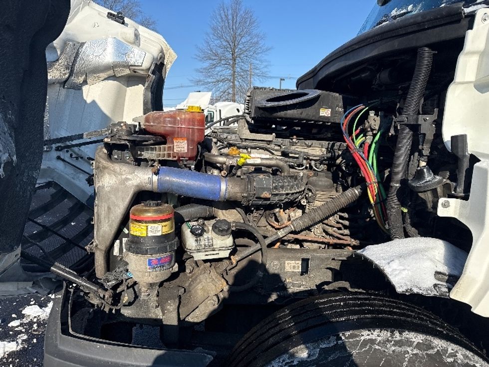 Day Cab Tractor-Heavy Duty Tractors-Freightliner-2020-T12642ST-South Plainfield-NJ-558,945\n\t\tmiles-$ 26,000 - Image 16