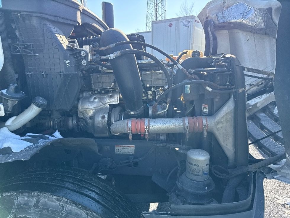 Day Cab Tractor-Heavy Duty Tractors-Freightliner-2020-T12642ST-South Plainfield-NJ-559,401\n\t\tmiles-$ 26,000 - Image 15