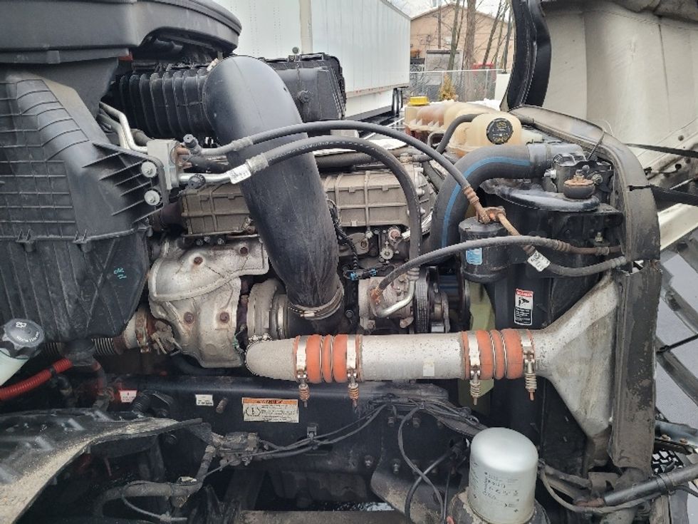 Day Cab Tractor-Heavy Duty Tractors-Freightliner-2020-T12642ST-South Plainfield-NJ-561,453\n\t\tmiles-$ 27,250 - Image 15