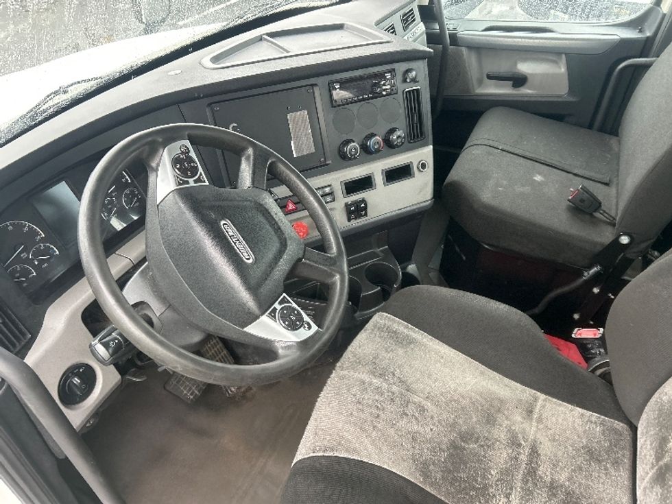 Day Cab Tractor-Heavy Duty Tractors-Freightliner-2020-T12642ST-South Plainfield-NJ-568,339\n\t\tmiles-$ 25,000 - Image 10