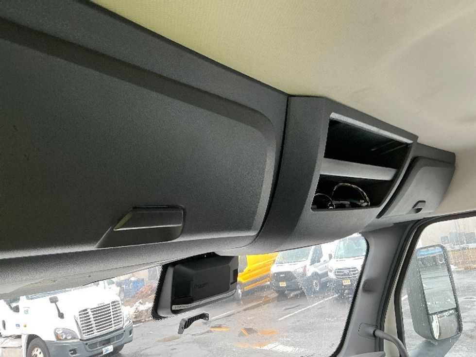 Day Cab Tractor-Heavy Duty Tractors-Freightliner-2020-T12642ST-South Plainfield-NJ-568,339\n\t\tmiles-$ 25,000 - Image 17