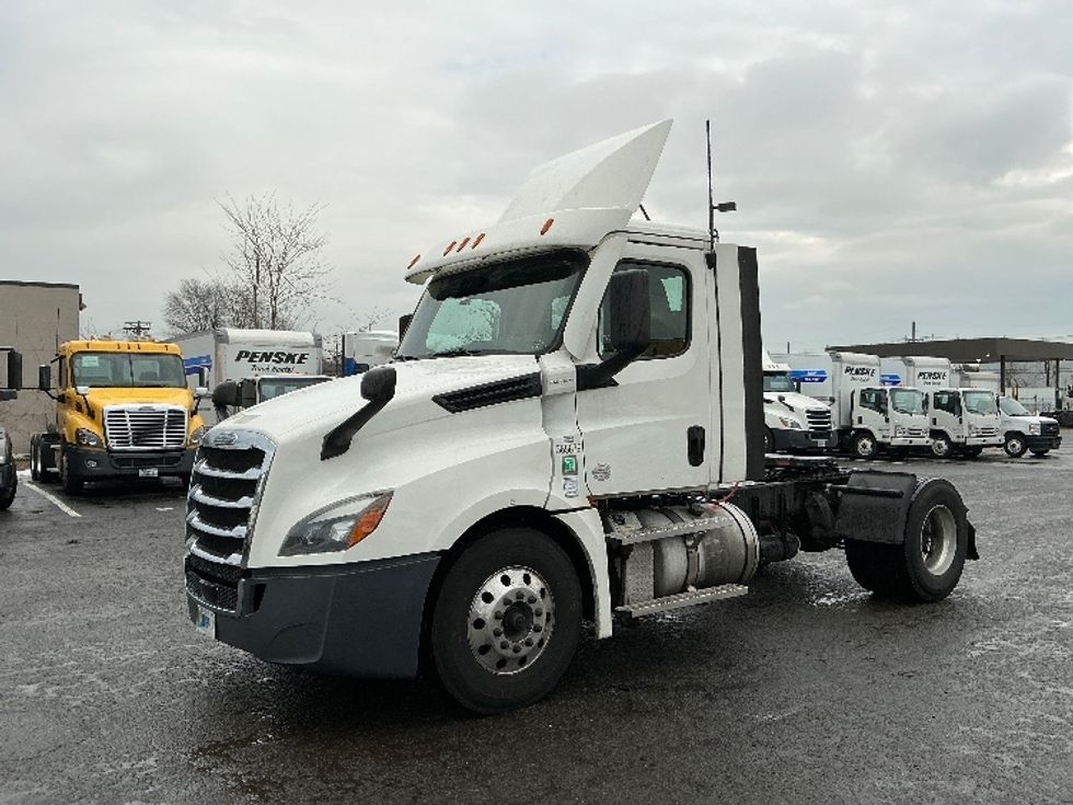 Day Cab Tractor-Heavy Duty Tractors-Freightliner-2020-T12642ST-South Plainfield-NJ-568,339\n\t\tmiles-$ 25,000 - Image 3