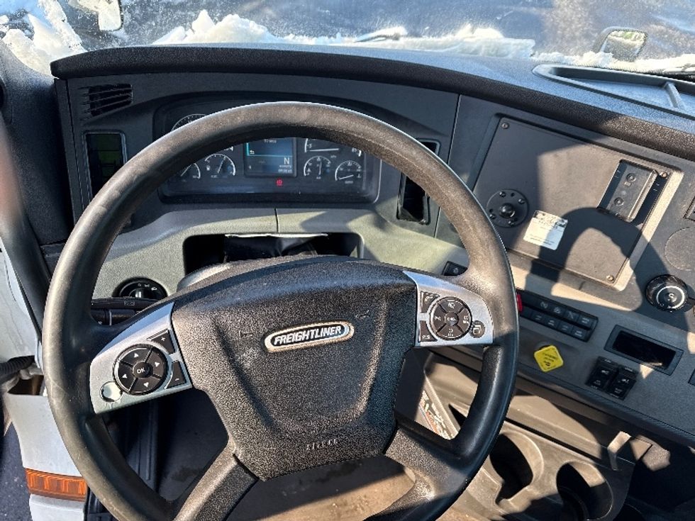 Day Cab Tractor-Heavy Duty Tractors-Freightliner-2020-T12642ST-South Plainfield-NJ-583,688\n\t\tmiles-$ 23,750 - Image 11