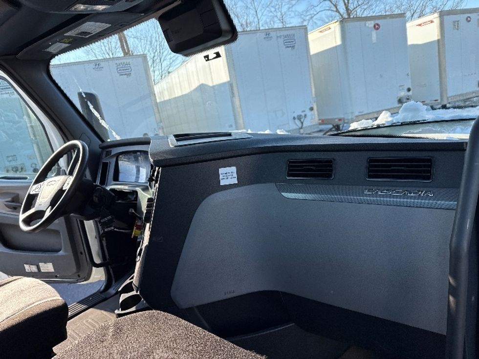 Day Cab Tractor-Heavy Duty Tractors-Freightliner-2020-T12642ST-South Plainfield-NJ-583,688\n\t\tmiles-$ 23,750 - Image 14